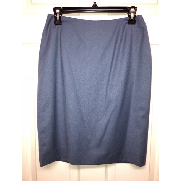 Anne Klein New Skirt Suit - Picture 6 of 8